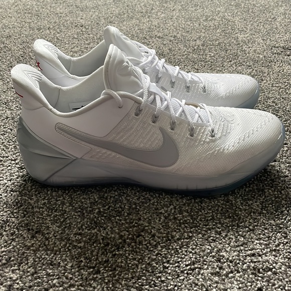 Nike Kobe A.D White Chrome - Picture 3 of 6